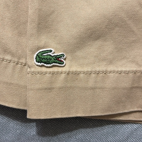 Lacoste size 30 men’s shorts khaki - Picture 6 of 6